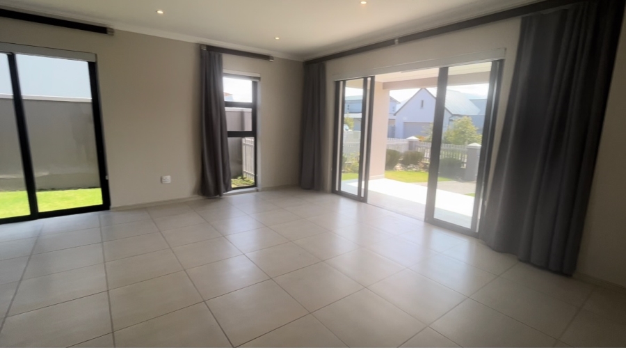 3 Bedroom Property for Sale in Welgelegen Western Cape